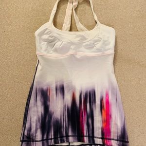 Lululemon workout top